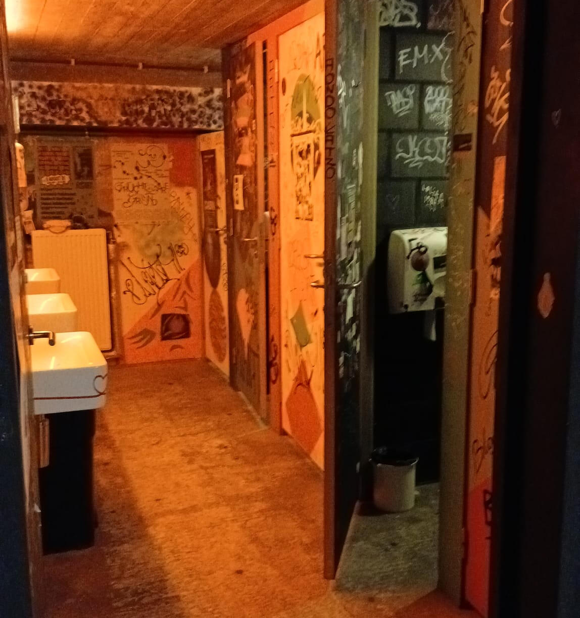 1st Floor Toilets